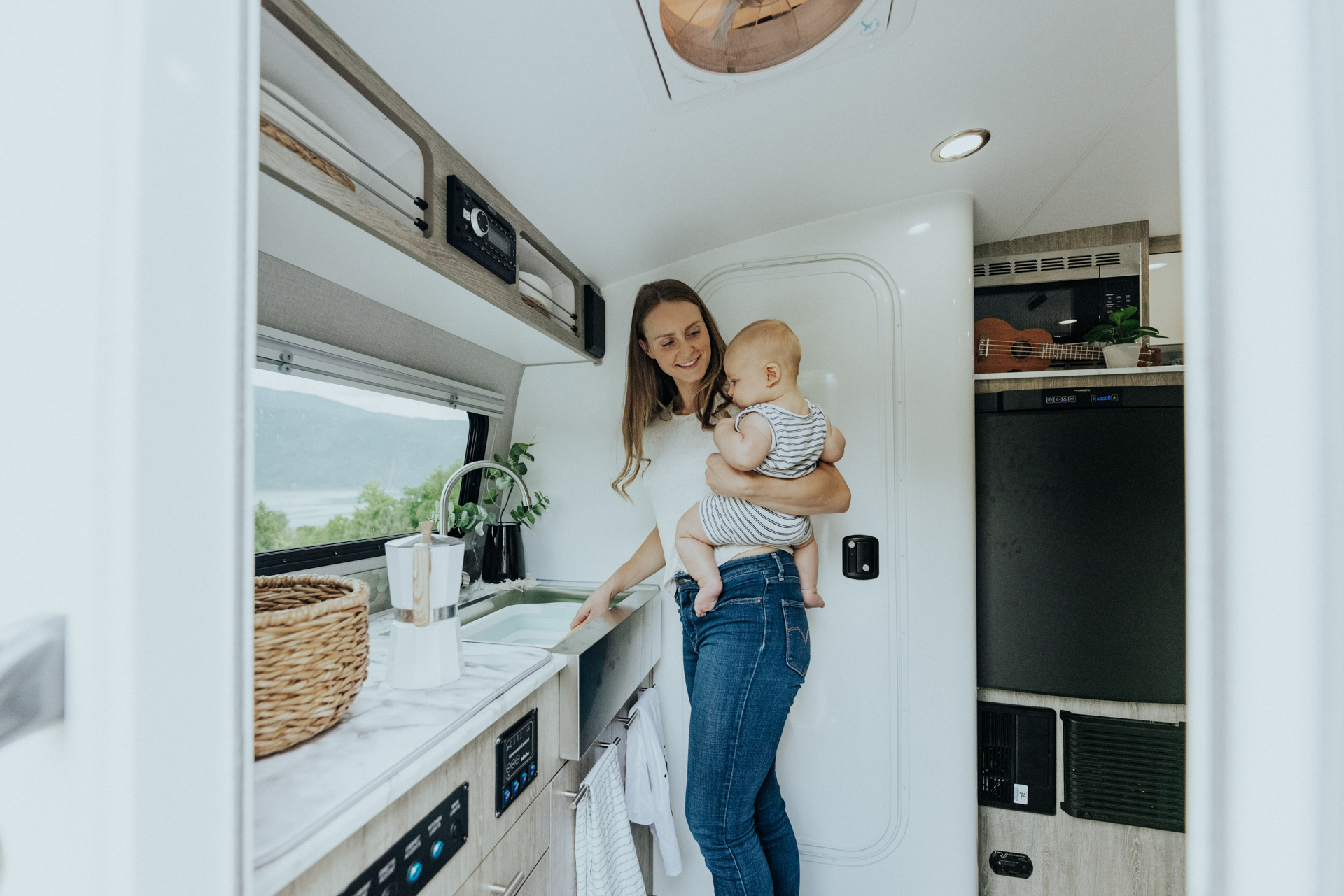panoramic dinette RV interior